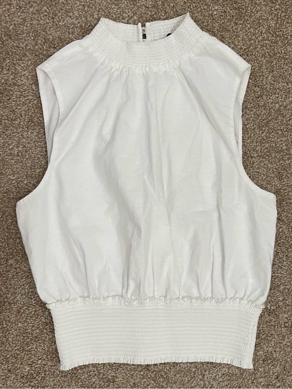1. State White Smocked Hem Sleeveless Top Woman’s Size Small - Picture 5 of 8